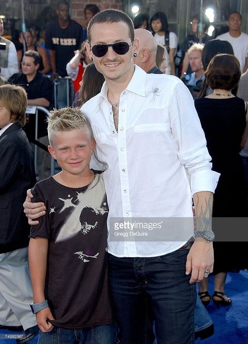 A picture of Chester Bennington with his adopted son, Isaiah Bennington.